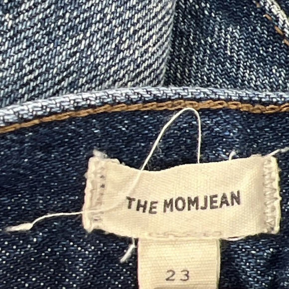 Madewell The Mom Jean High Rise Waist Size 23 Stone Denim Wash - Picture 8 of 9
